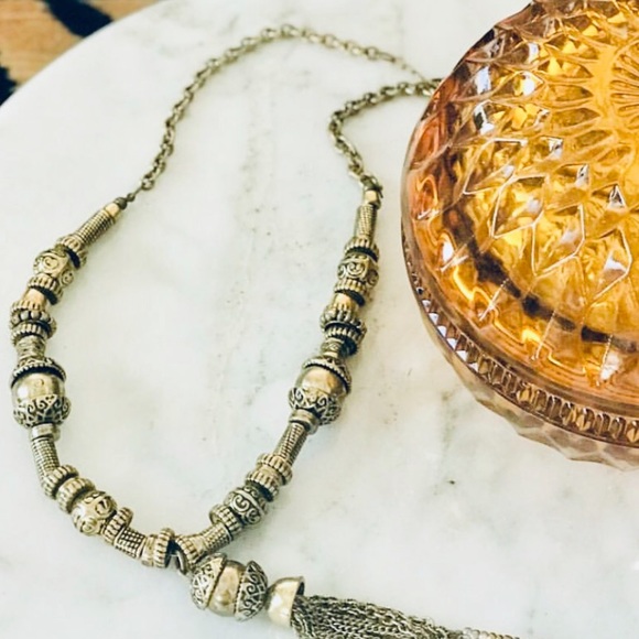 🎁Free with 3+ items purchased🎁 Chunky gold tone necklace - Picture 2 of 5